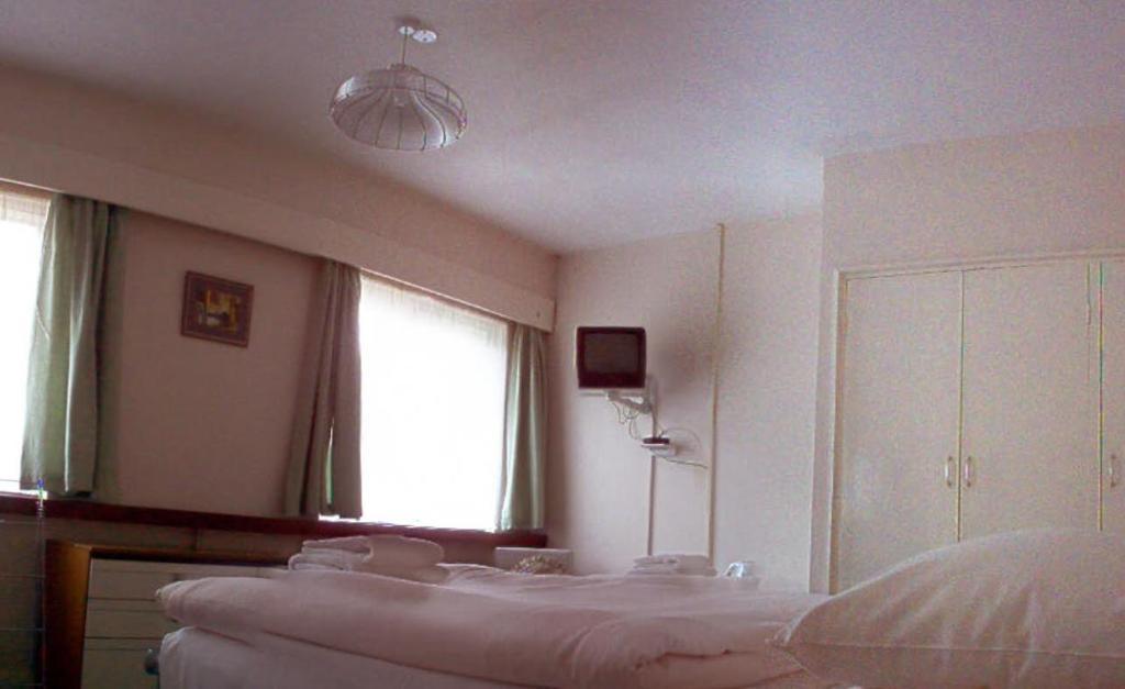 Tekels Park Guest House แคมเบอร์ลีย์ ห้อง รูปภาพ